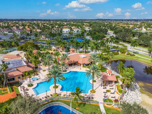 18844 29th Ct, Hollywood FL  33029-2403 exterior