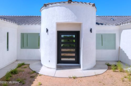 176 Avenida Ostion, Nogales, AZ 85648-7300