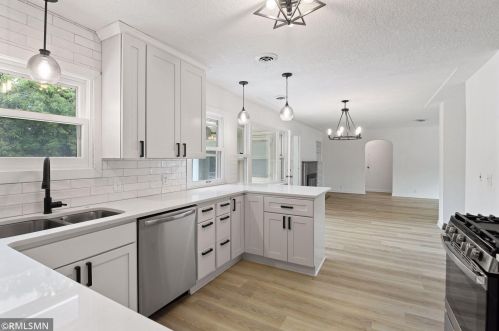 5843 Clinton Ave, Minneapolis MN  55419-2534 exterior