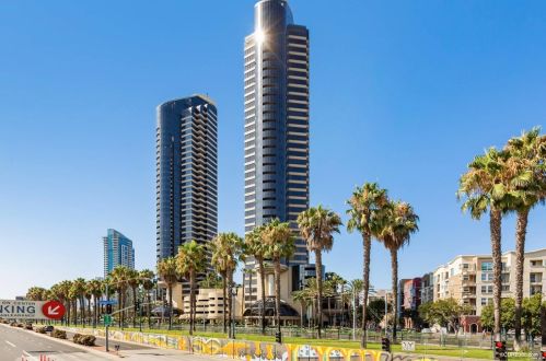 100 Harbor Dr, San Diego, CA 92101-6757