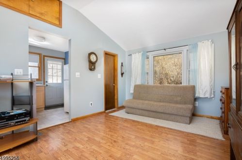 1 Lewis Ln, Belvidere NJ  07823-3123 exterior