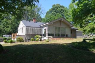 2800 Shady Lawn Dr, Greensboro, NC 27408-3317