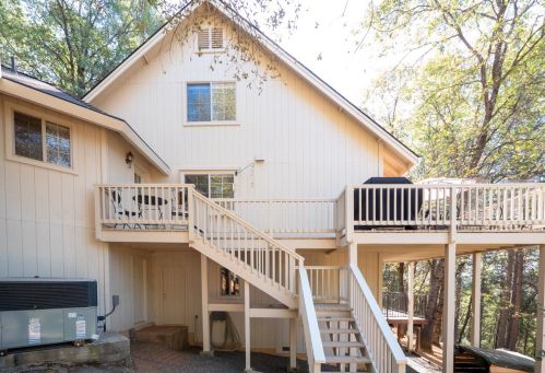 14812 Winding Creek Ct, Grass Valley CA  95949-7514 exterior