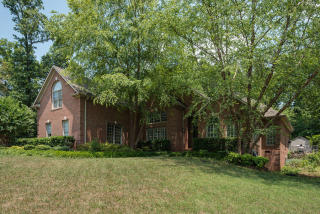 548 Valley Hill Ln, Knoxville, TN 37922-8304