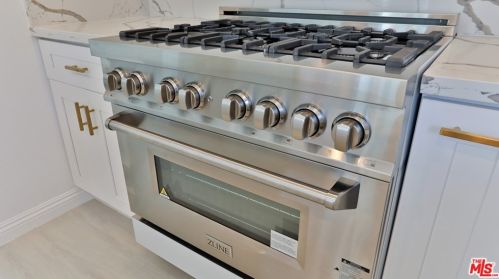 2919 Ladoga Ave, Long Beach CA  90815-1531 exterior