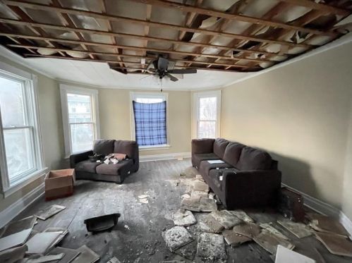 413 11th St, Beaver Falls PA 15010-4335 exterior