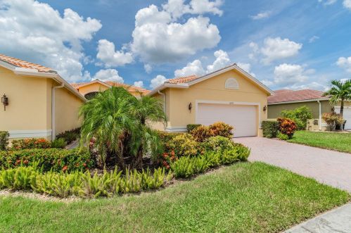 16143 Amethyst Key Dr, Wimauma FL  33598-4027 exterior