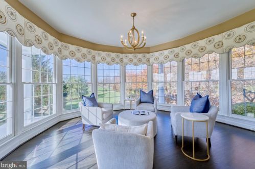 40280 Spectacular Bid Pl, Leesburg VA  20176-7173 exterior