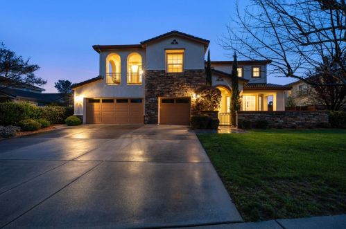 181 Basil Ct, Morgan Hill, CA 95037-2533