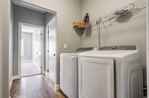 202 Mescalita Ct, Oceanside CA  92058-7953 exterior