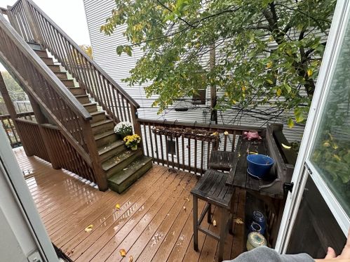 98 Chelsea St, Boston MA exterior