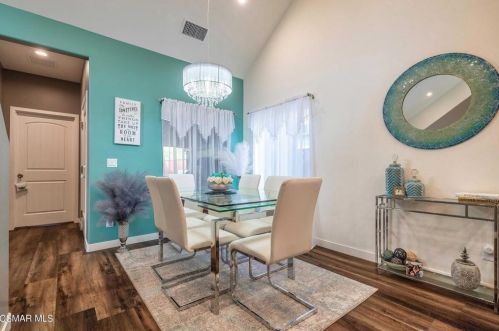 4376 Ish Dr, Simi Valley CA  93063-2945 exterior