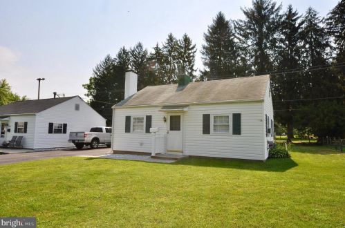 823 Willow St, Southampton, PA 18966-3431