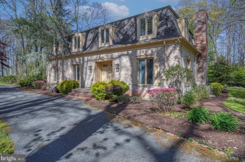 114 Stuart Dr, Dover, DE 19901-5825