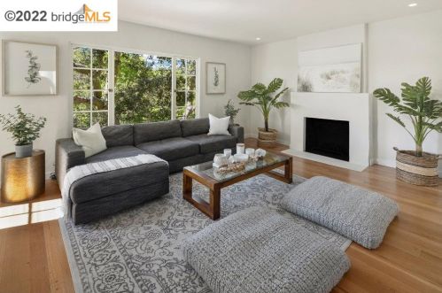 899 Glendome Cir, Oakland CA 94602-1413 exterior