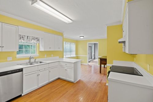 3284 Maplewood Dr, North Augusta SC  29841-8646 exterior