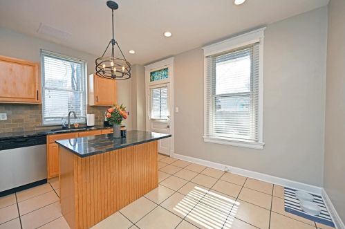 1914 Scott Blvd, Covington KY  41014-1223 exterior