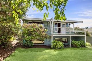 2337 100th St, Seattle, WA 98125-7634