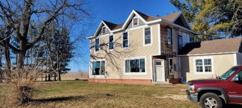 304 Craig Rd, Edgerton, WI 53534-9349