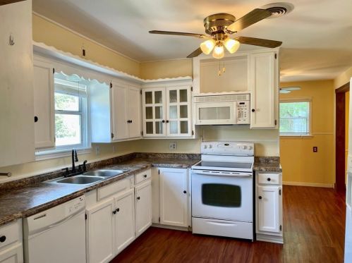 510 Congress St, Denton, TX 76201-9007