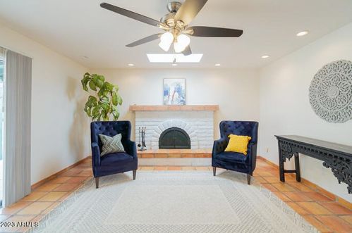 4818 Winchcomb Dr, Scottsdale AZ  85254-2857 exterior