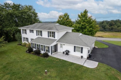 830 Stoystown Rd, Somerset, PA 15501-6824