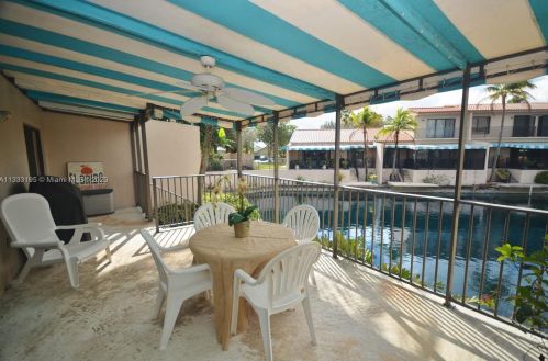 14528 Balgowan Rd, Hialeah FL  33016-6436 exterior