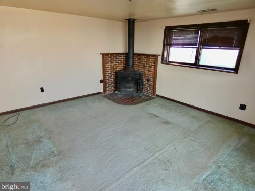 2219 Henlopen Ave, Wilmington DE  19804-3621 exterior