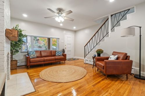 2871 Fernwald Rd, Pittsburgh PA  15217-3148 exterior