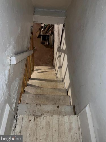 1223 Jackson St, Camden NJ  08104-3525 exterior