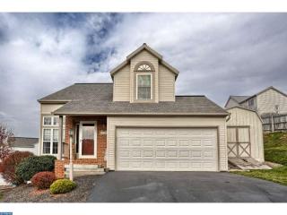 190 Mason Dr, Ephrata, PA 17522-2671