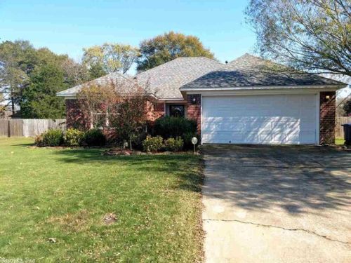 740 Caskay Dr, Conway, AR 72032-5919