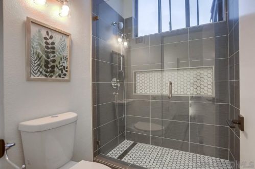 6226 Caminito Del Oeste, San Diego CA  92111-6829 exterior