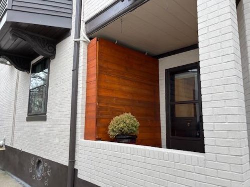 64 2 St, Easton PA  18042-6104 exterior