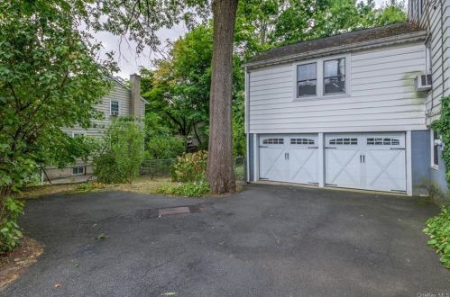 38 Evarts Ave, Elmsford, NY 10523-3214