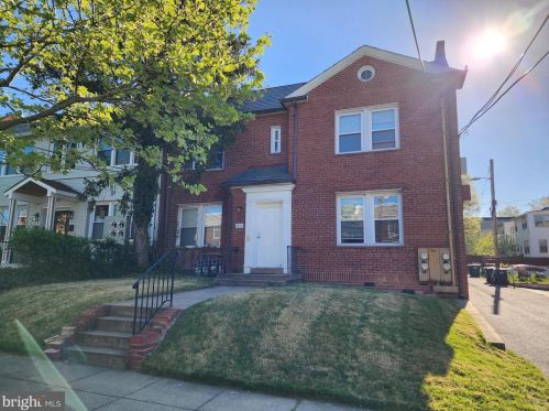 5615 1st St, Washington, DC 20011-2382