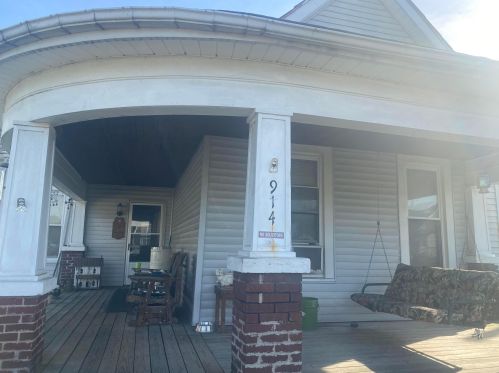 914 Adams Ave, Chillicothe, OH 45601-3516