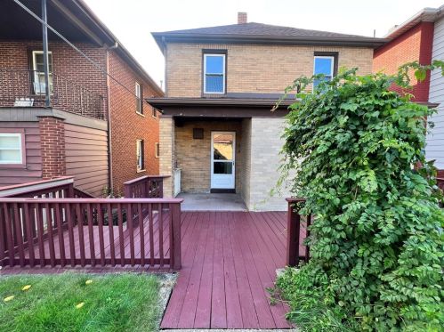 1116 Duss Ave, Ambridge PA  15003-1955 exterior