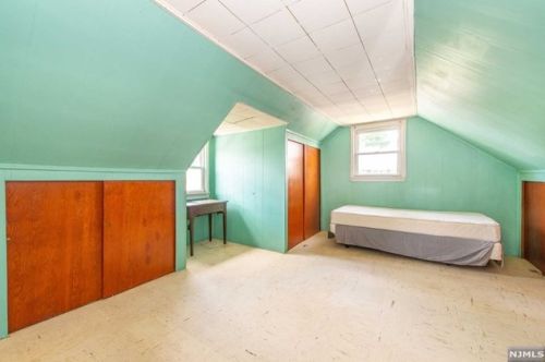 488 Lanza Ave, Outwater NJ  07026-2035 exterior