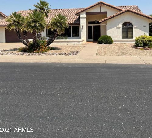 18825 Grandview Dr, Sun City, AZ 85375-5252