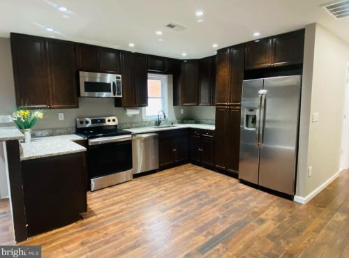 14976 Alaska Rd, Woodbridge, VA 22191-3662