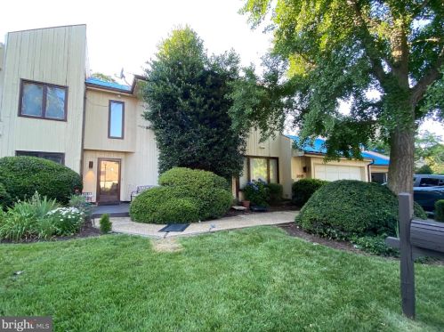 3015 Courtside Rd, Bowie, MD 20721-2534