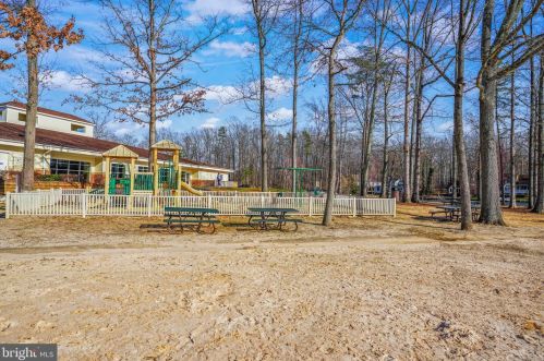 207 Saylers Creek Rd, Locust Grove VA  22508-5119 exterior