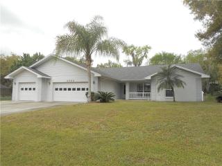 2002 Creekbend Dr, Lakeland, FL 33811-1451