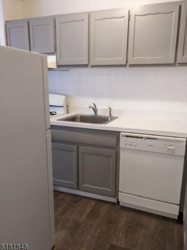 52 Cottage St, South Orange, NJ 07079-2262