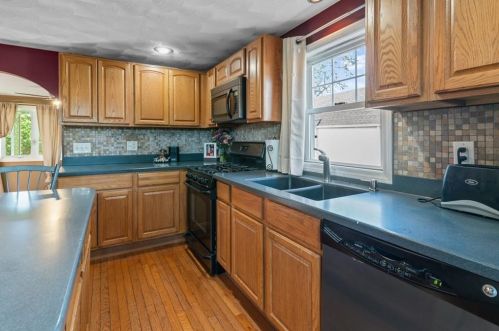 57 Victor Ave, Providence RI  02919-4015 exterior