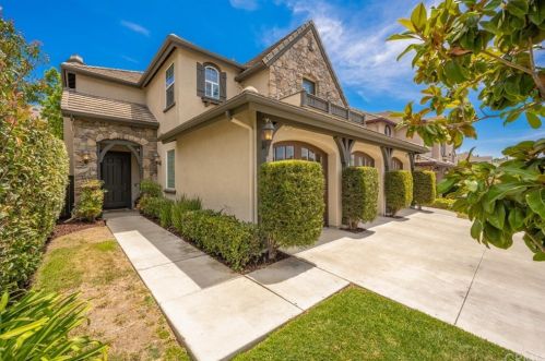 518 Dickinson Cir, Placentia, CA 92870-8209