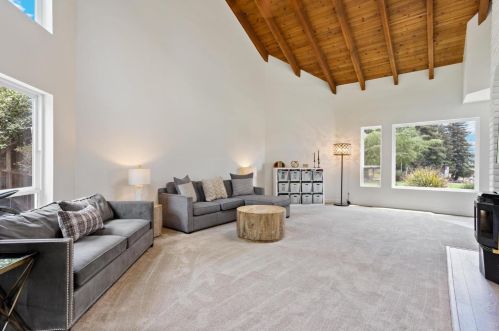 10013 Plaza De Oro Dr, Valley Home CA  95361-9235 exterior