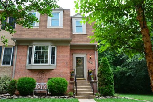 7720 Shootingstar Dr, Springfield, VA 22152-3101