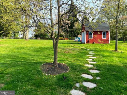 3894 Yerkes Rd, Collegeville PA  19426-3209 exterior